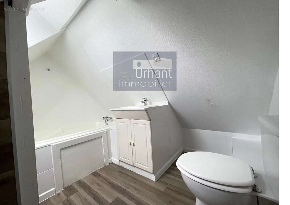 Maison à SAINT-NOLFF