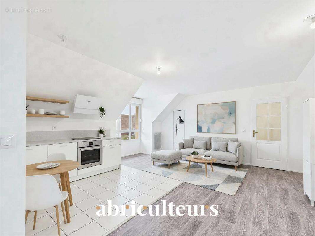Appartement à SURVILLIERS