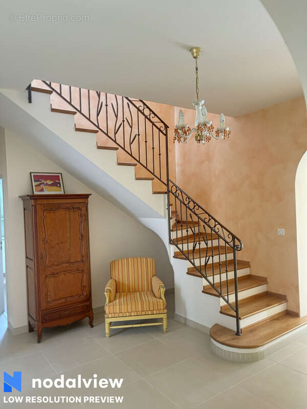 Maison à SAINT-ETIENNE-DU-GRES