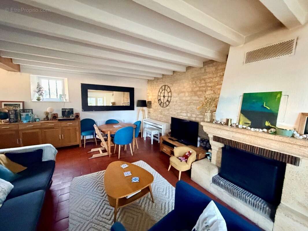 Maison à LION-SUR-MER