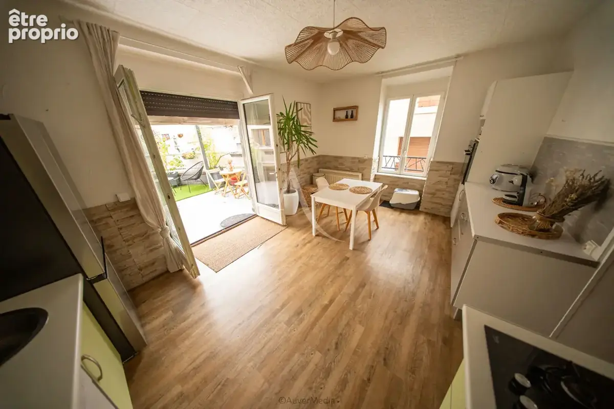 Maison de bourg 7 pièce(s) - 134 m2 - Beaulieu - photo 15
