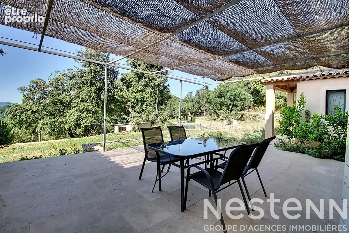 A VENDRE à CLAVIERS - Villa contemporaine 4 chambres avec piscine et vue dégagée - photo 16