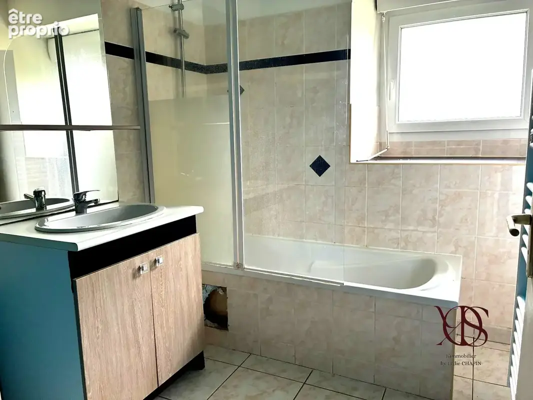 Maison 4 pièces 116 m² à vendre à Saint-Aubin-D'aubigne (35250) - photo 4