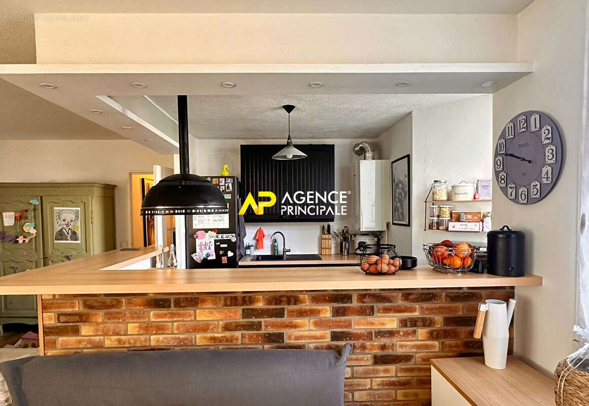 Appartement à SARTROUVILLE