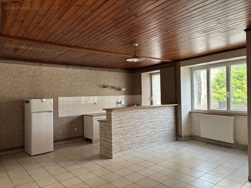 Maison à VERNOSC-LES-ANNONAY