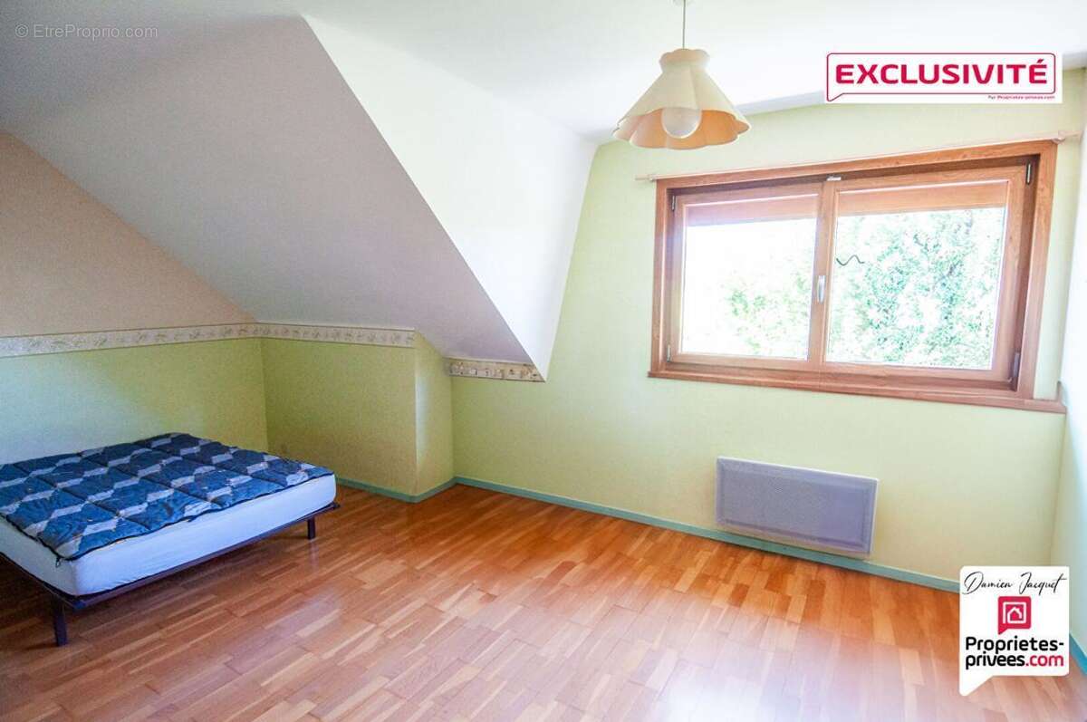 Roches Les Blamont - Maison Familiale 7 Pieces, 5 grandes Chambres - 168 m² Terrain 1695 m² - photo 12