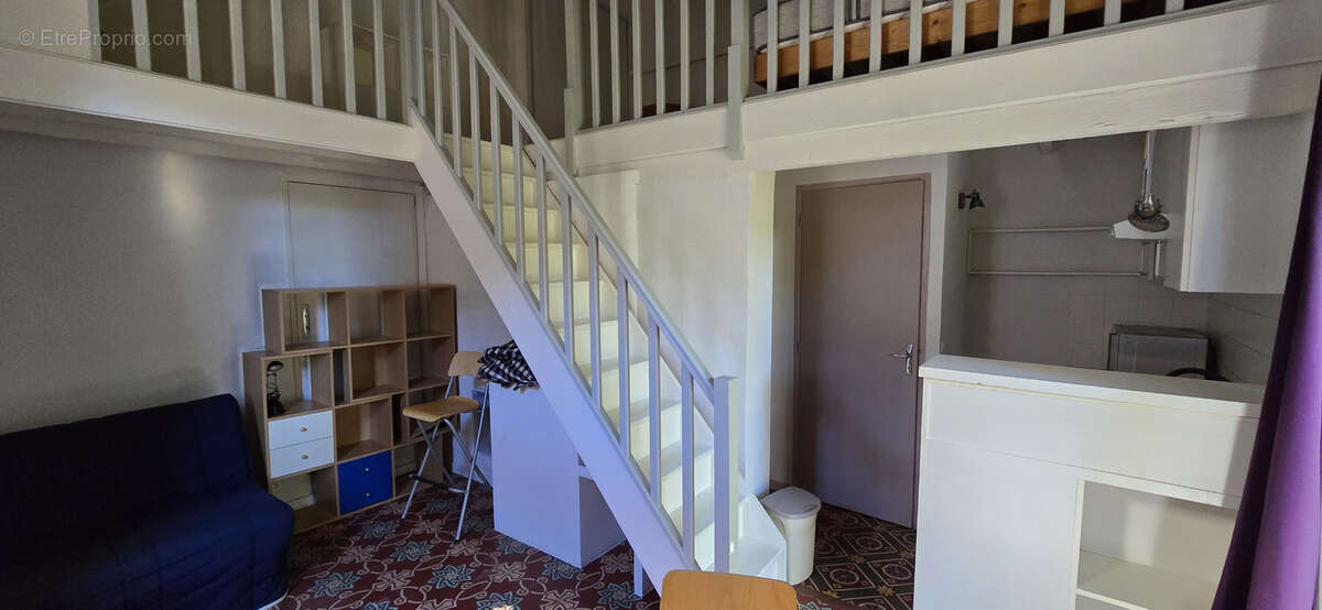 Maison à MONTPEYROUX