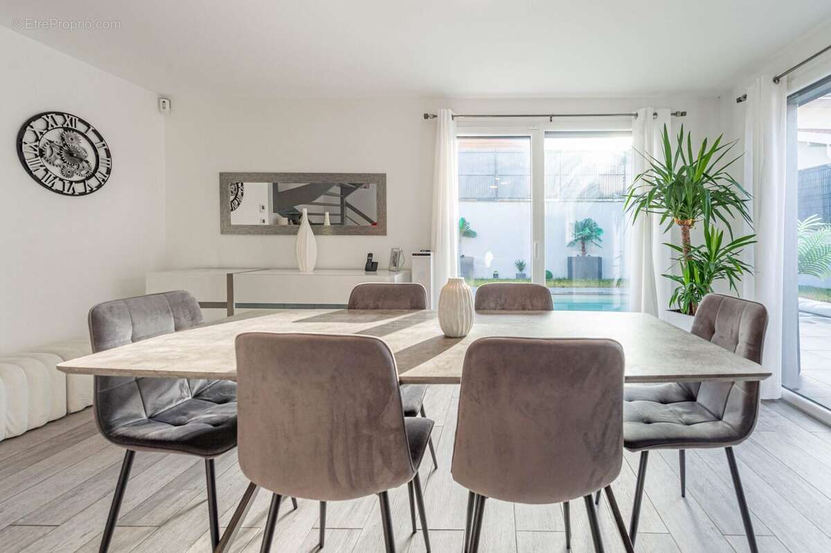 Maison à LA BALME-DE-SILLINGY