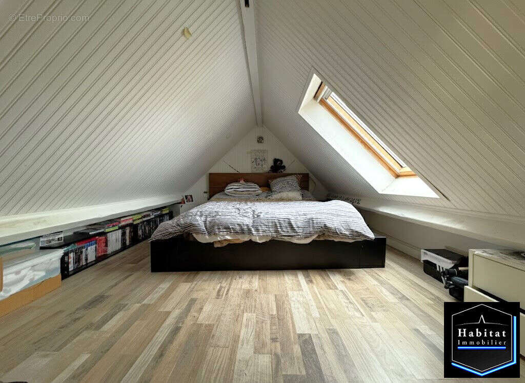 Appartement à LE PLESSIS-BELLEVILLE