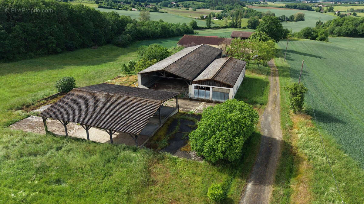Maison à MONSEMPRON-LIBOS