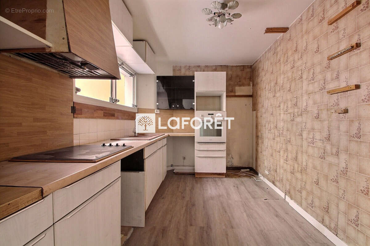 Appartement familial triplex - jardin - stationnement - cave - photo 5