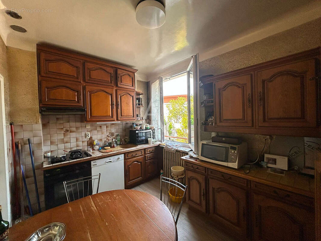 Maison à rafraichir beau potentiel - photo 3