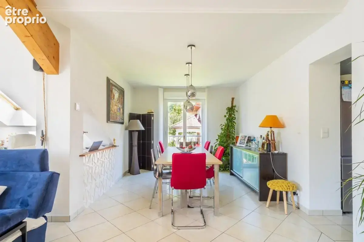 Attique rare aux portes de genève  vue montagnes  jardin  deux grands garages - photo 5