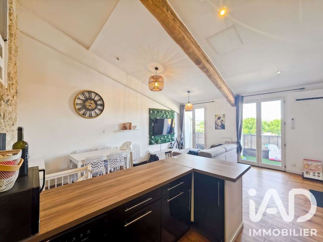 Maison 93 m² à Montblanc  - photo 7
