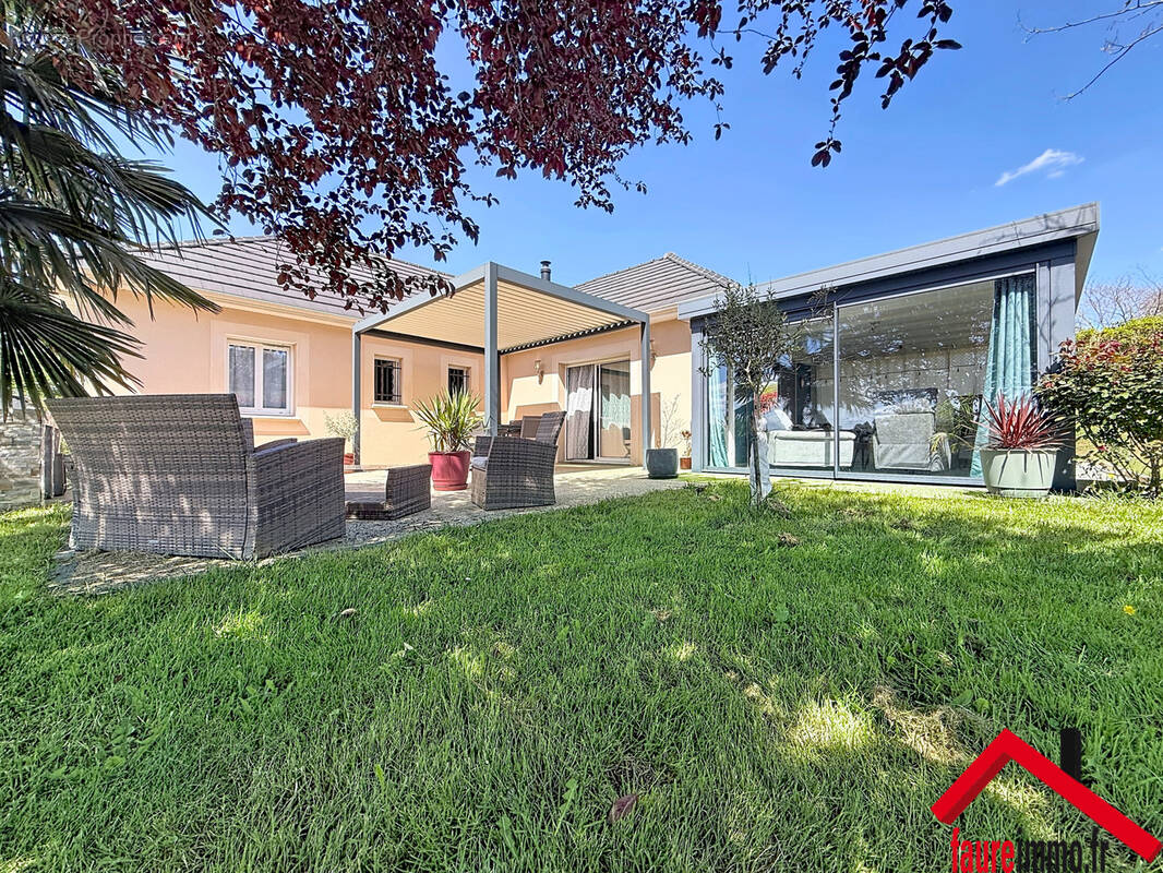 Maison à ORGNAC-SUR-VEZERE