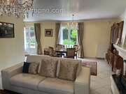 Maison à LES CLAYES-SOUS-BOIS