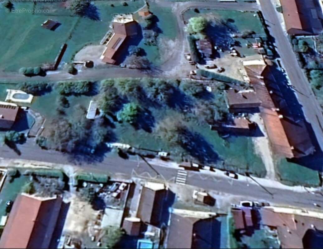 Terrain à vendre de 1 200,00 m² VERS SOUS SELLIERES (39) - photo 13
