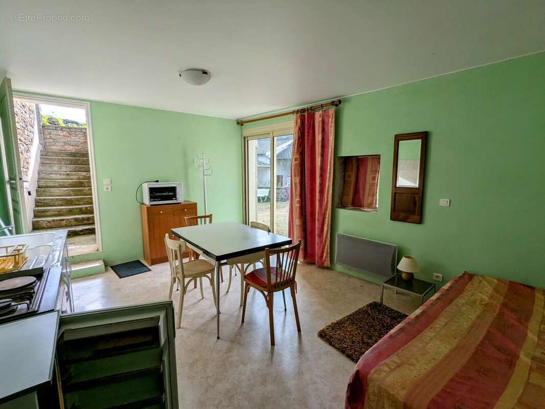 Maison à BERZE-LA-VILLE