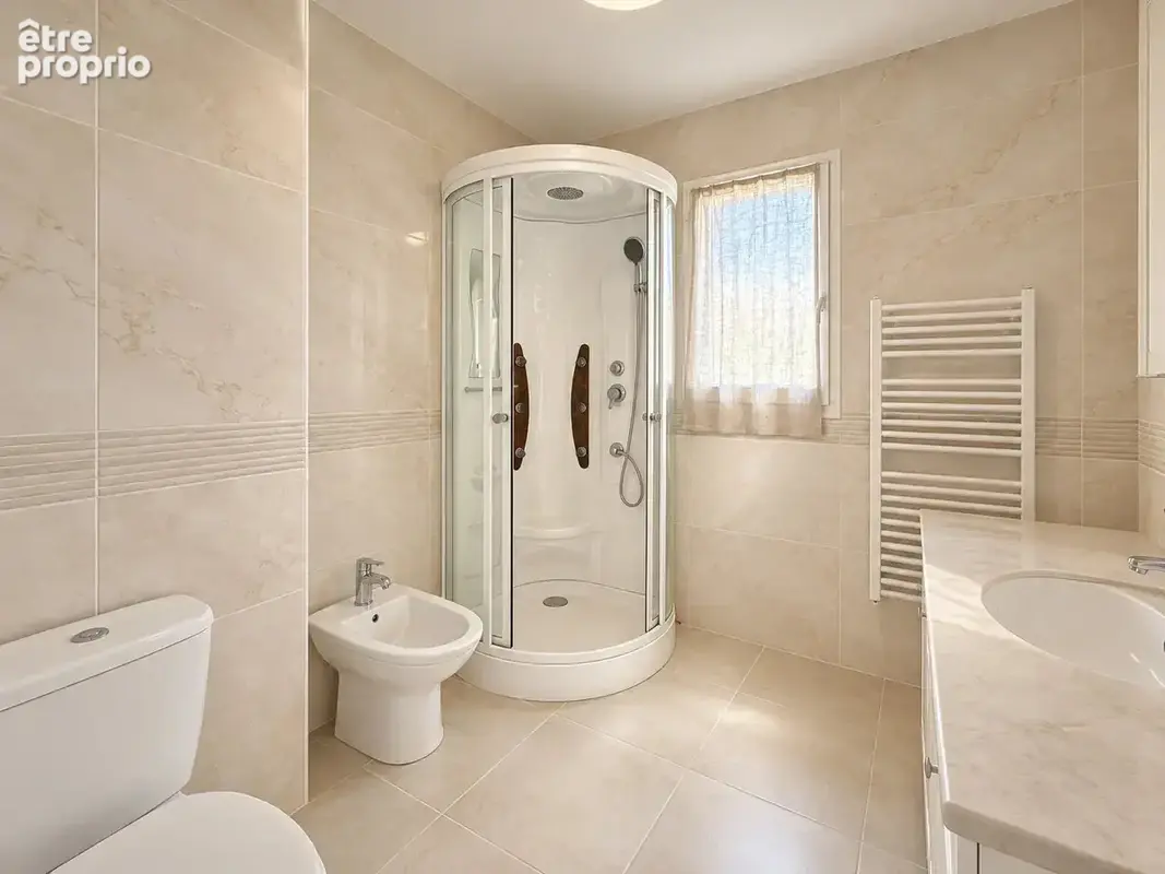 Maison t4 a deux pas des plages de la corniche - photo 7