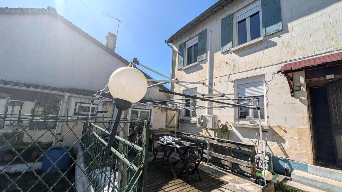 Maison à CONFLANS-SAINTE-HONORINE