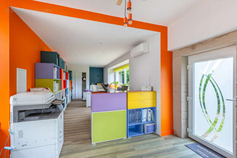 Maison à MONTROMANT