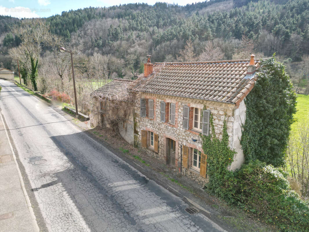 Maison à CHANTEUGES