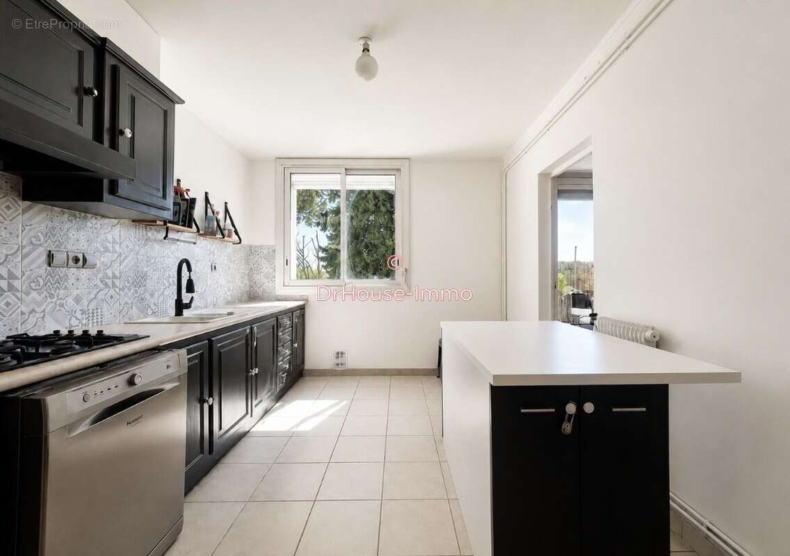Appartement à LUNEL