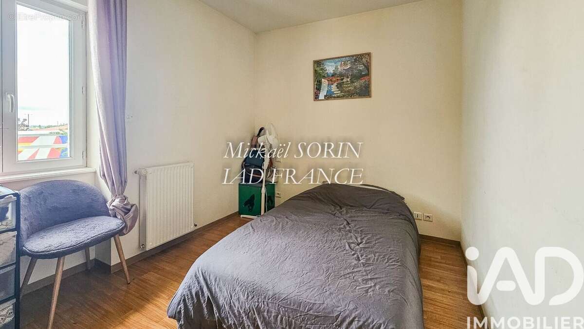 Maison 73 m² à Saint-Vincent-Sterlanges  - photo 8