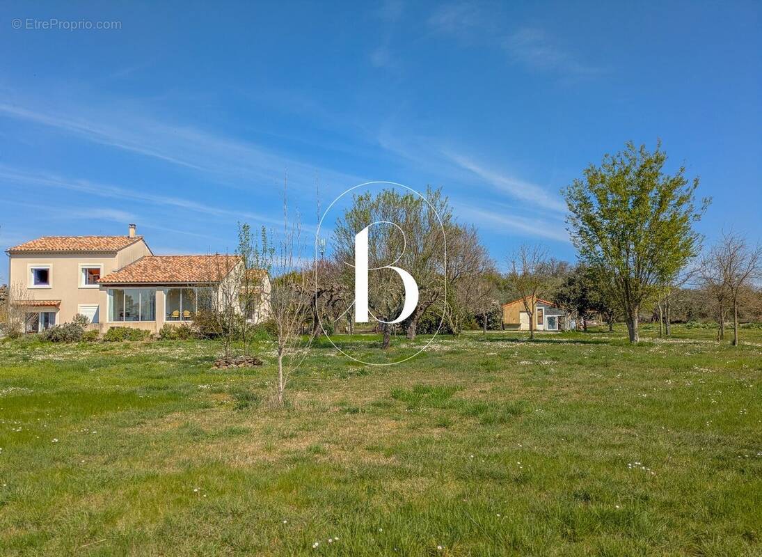 Maison à BARJAC