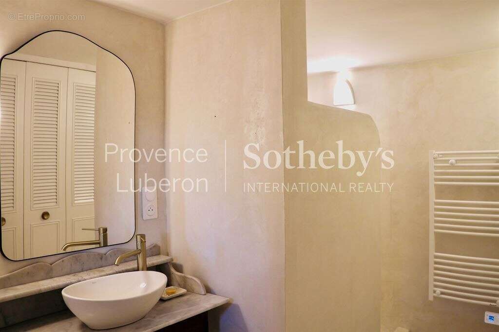 Maison à SAINT-MARTIN-DE-CASTILLON