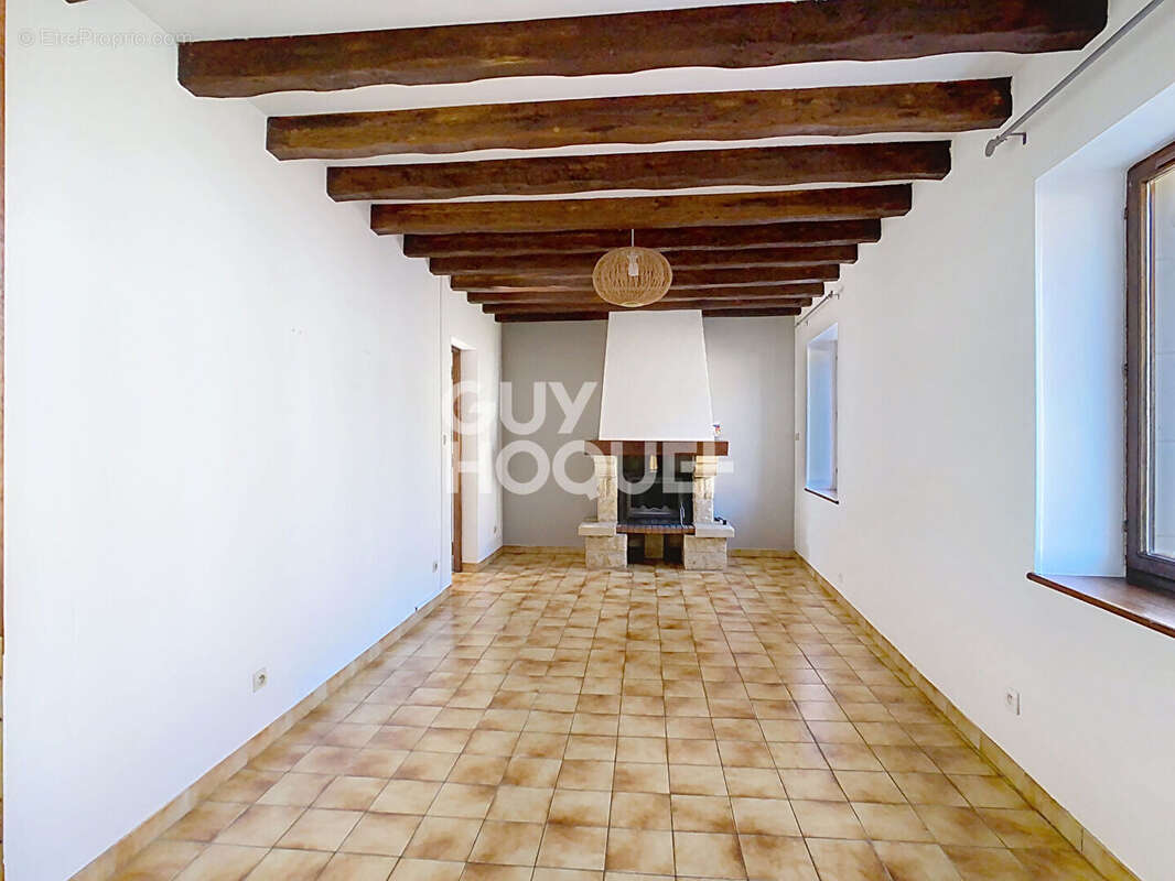 Appartement 4 pièces à vendre à Russy-Bémont - 159 000 - photo 2