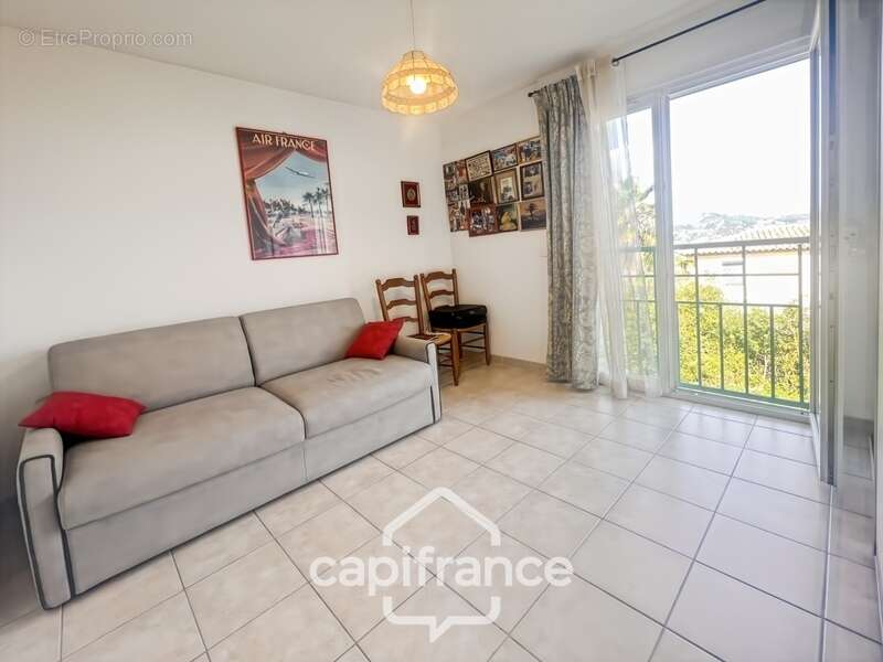 Appartement à HYERES