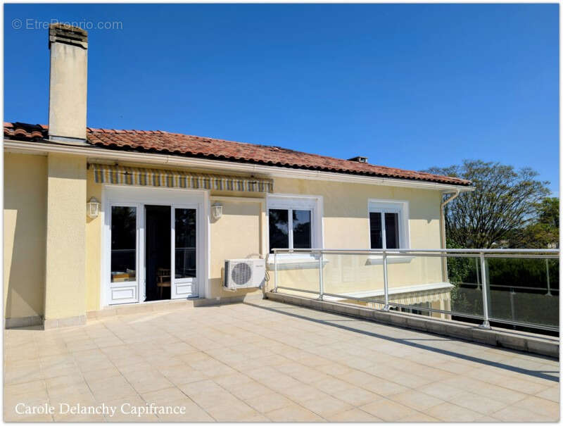 Maison à GARLIN
