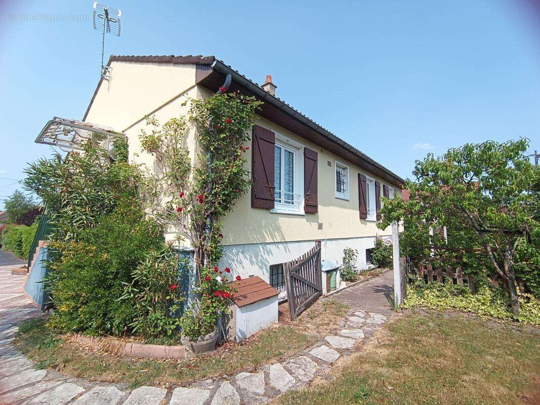 Maison à LA FERTE-SAINT-AUBIN