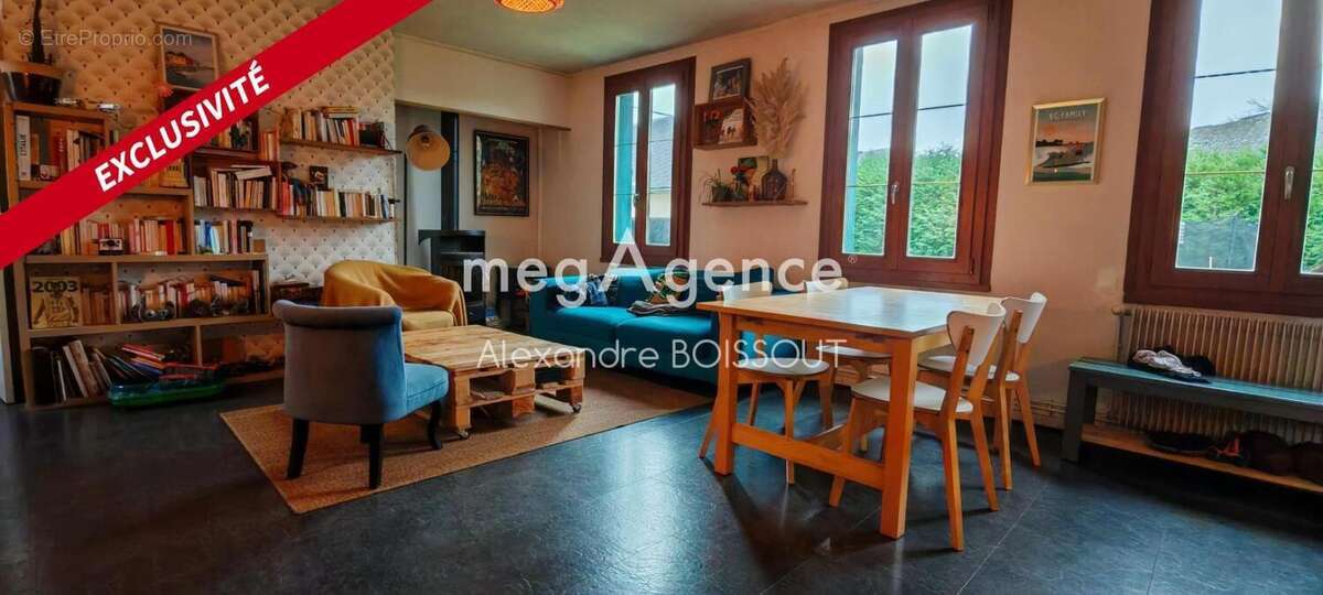 Maison à ROSAY