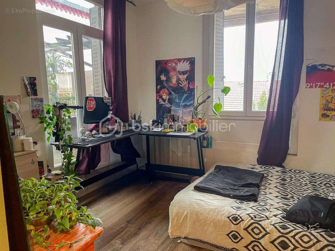 Appartement à AUBENAS
