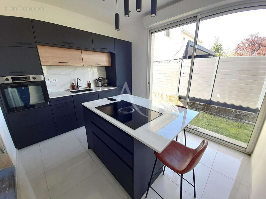 Maison à SAINT-MEDARD-EN-JALLES