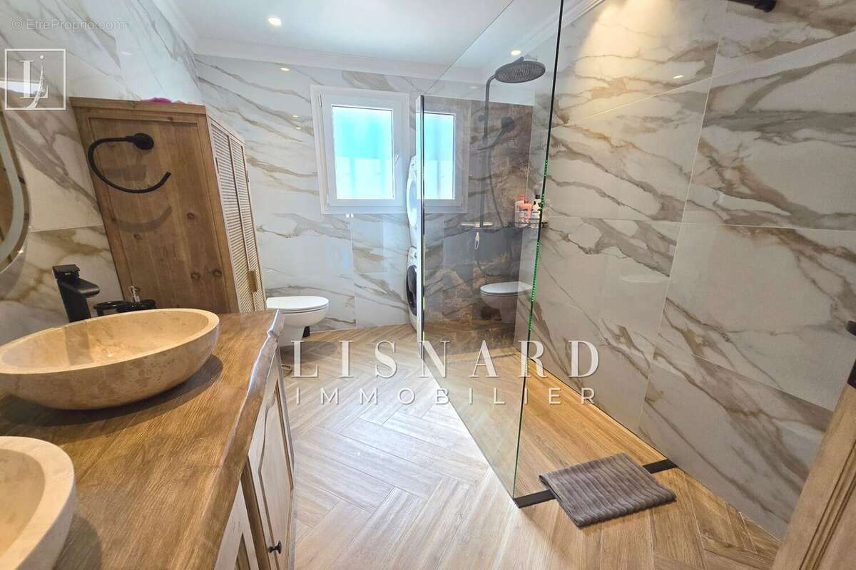 Maison 130 m² à Vallauris  - photo 9