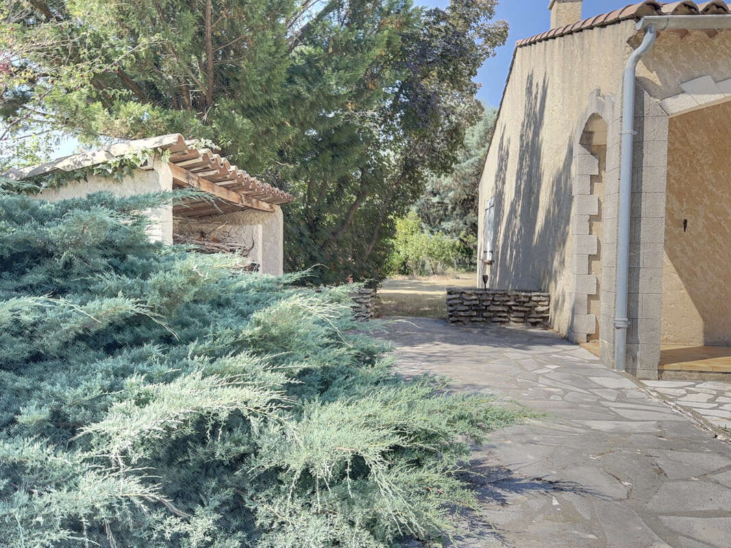 Maison à MALIJAI