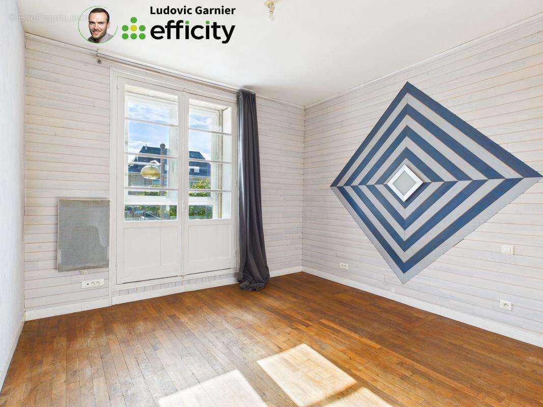 Maison 180 m² à Saint-Hilaire-Du-Harcouet  - photo 6