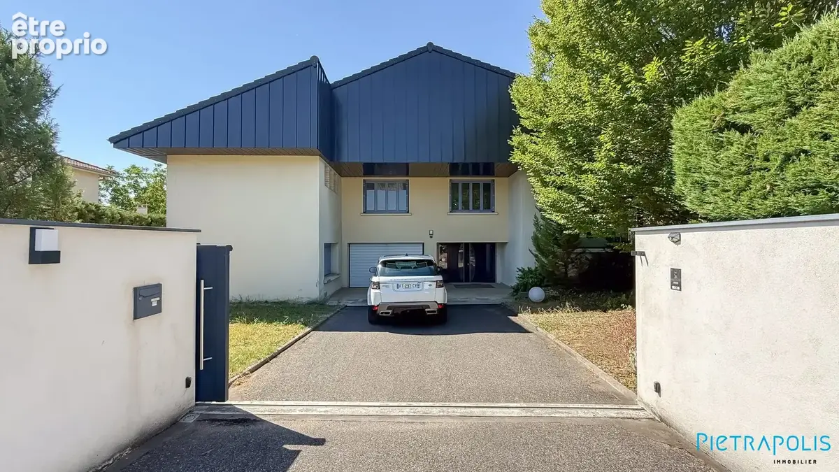 Photo Maison à Dagneux au prix de 579 000€