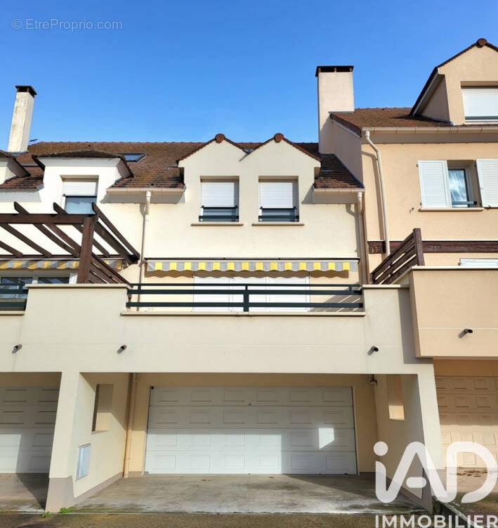 Photo 1 - Maison à JOUY-EN-JOSAS