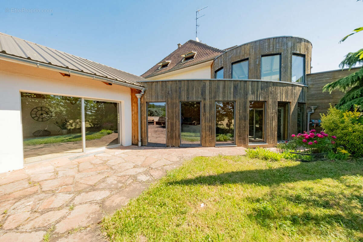 Maison à CHATENOIS