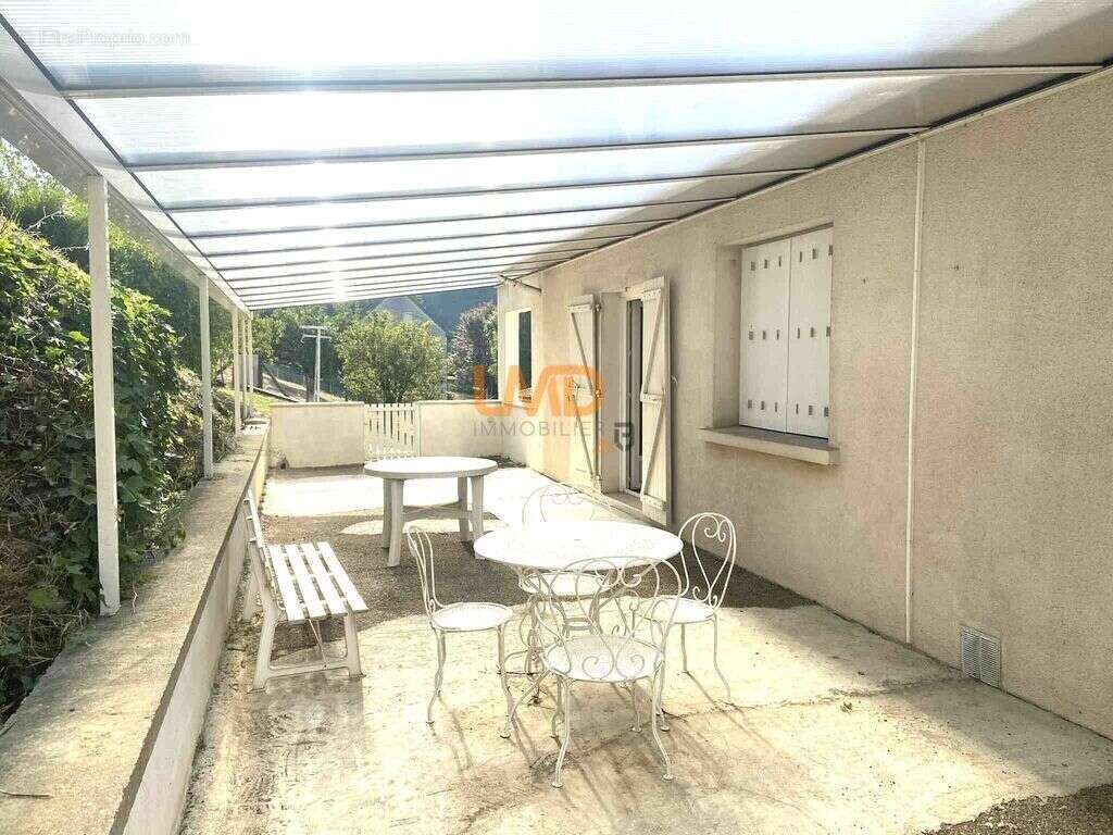 Grande maison avec terrain - photo 2