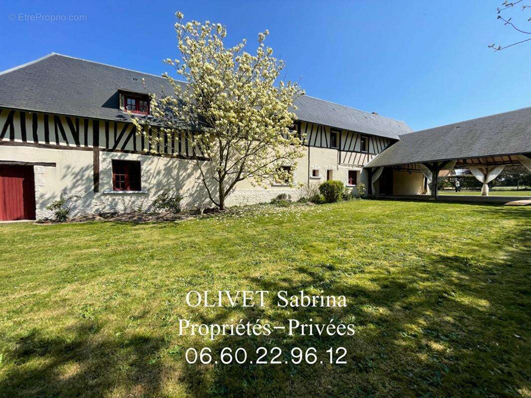 Maison à LA TRINITE-DE-THOUBERVILLE