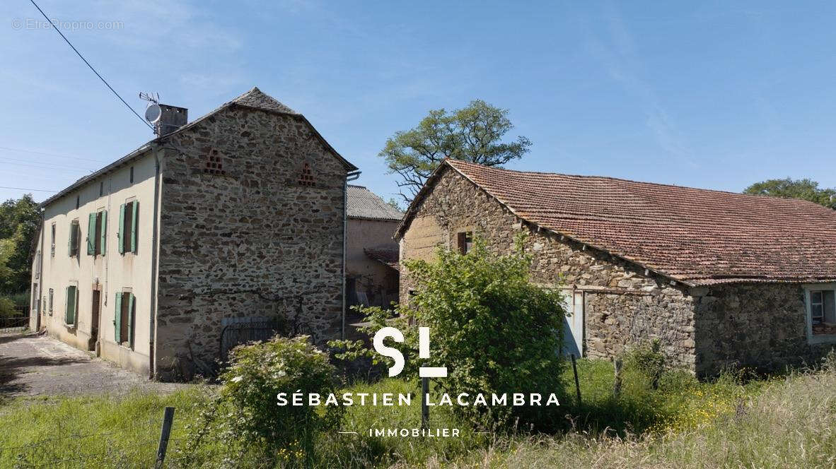 Maison à JOUQUEVIEL