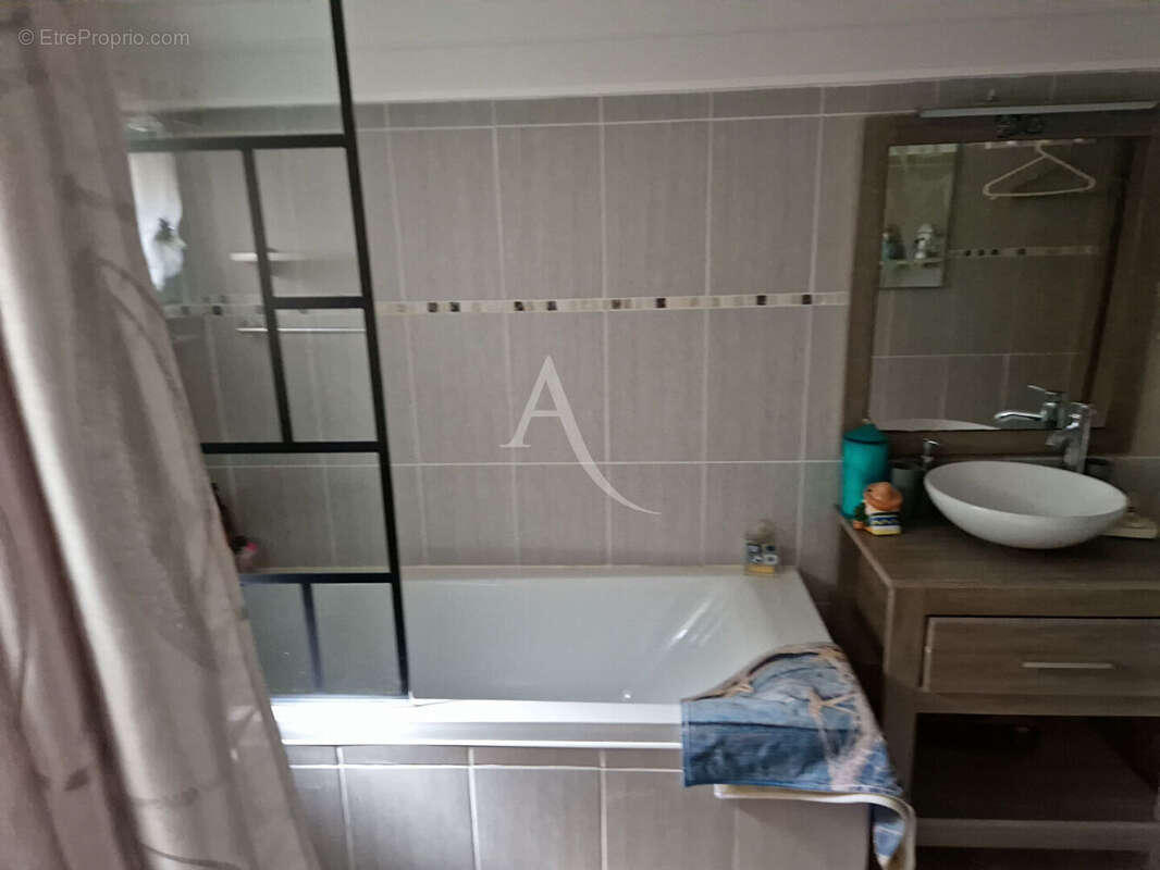 Maison à SAINTE-FOY