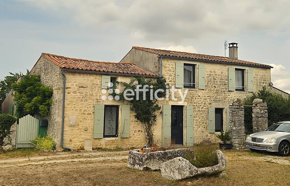 Maison à SAINT-SORNIN
