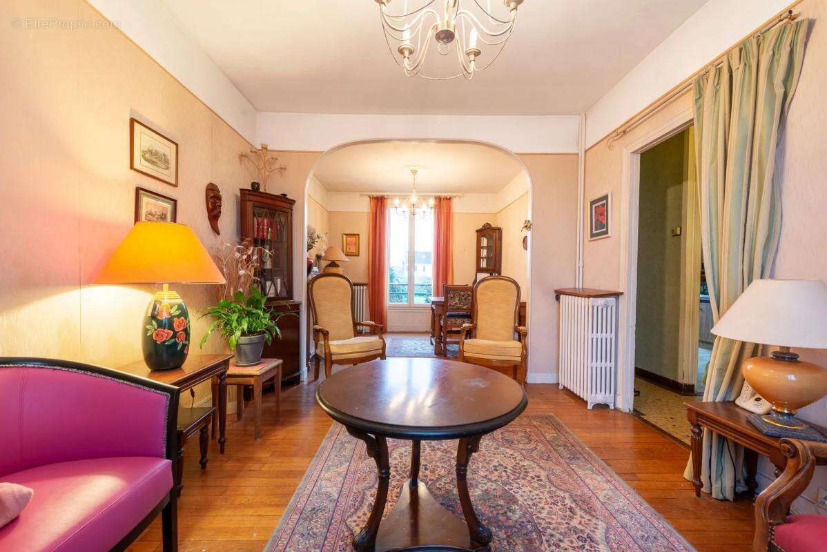 Maison à LAGNY-SUR-MARNE