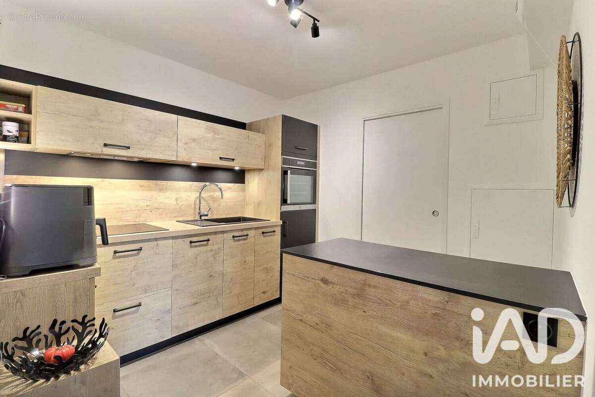 Appartement 65 m² à Bormes-Les-Mimosas  - photo 5
